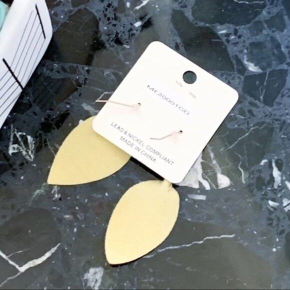 Tear Drop Faux Leather Animal Print Earrings - Picture 6 of 6